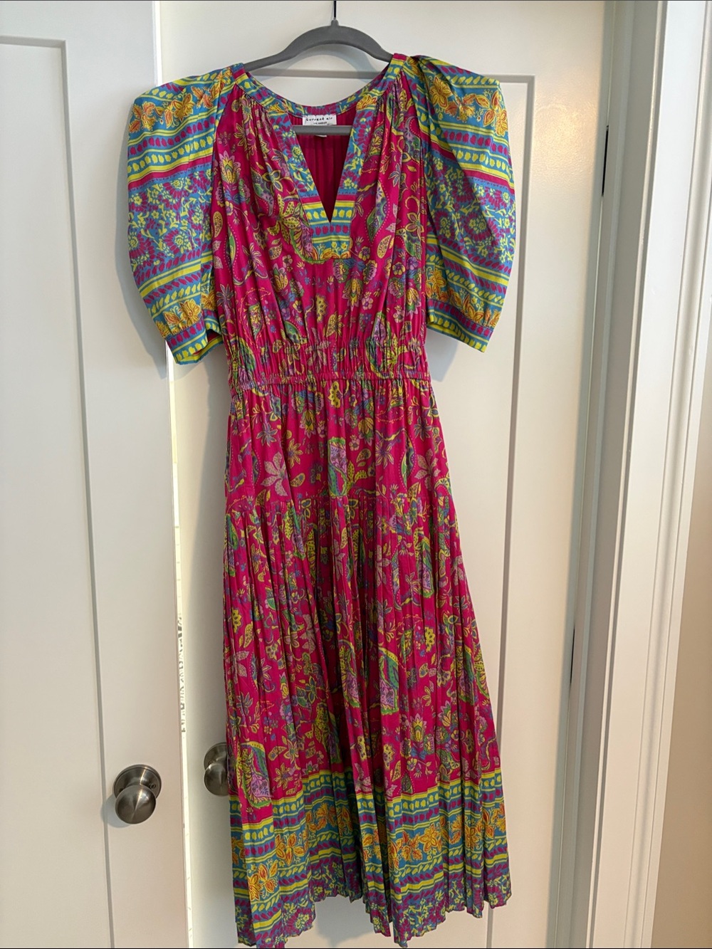 Current Air XS Vibrant Pink Floral Puff-Sleeve Maxi Dress